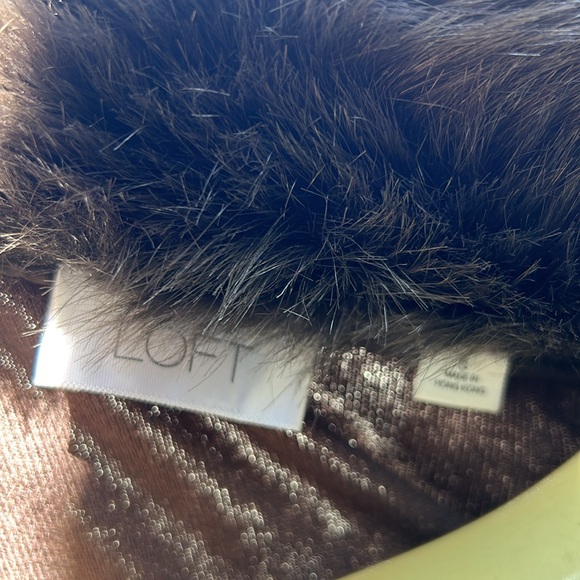 Ann Taylor LOFT Cardigan w/ Faux Fur Collar & stone embellished buttons (Dar) - Picture 2 of 5